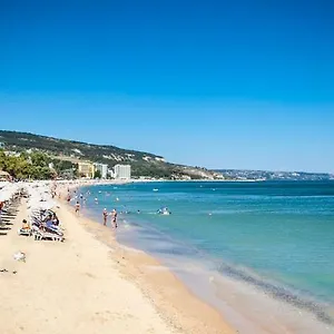 https://golden-sea.sunnybeach-hotels.org